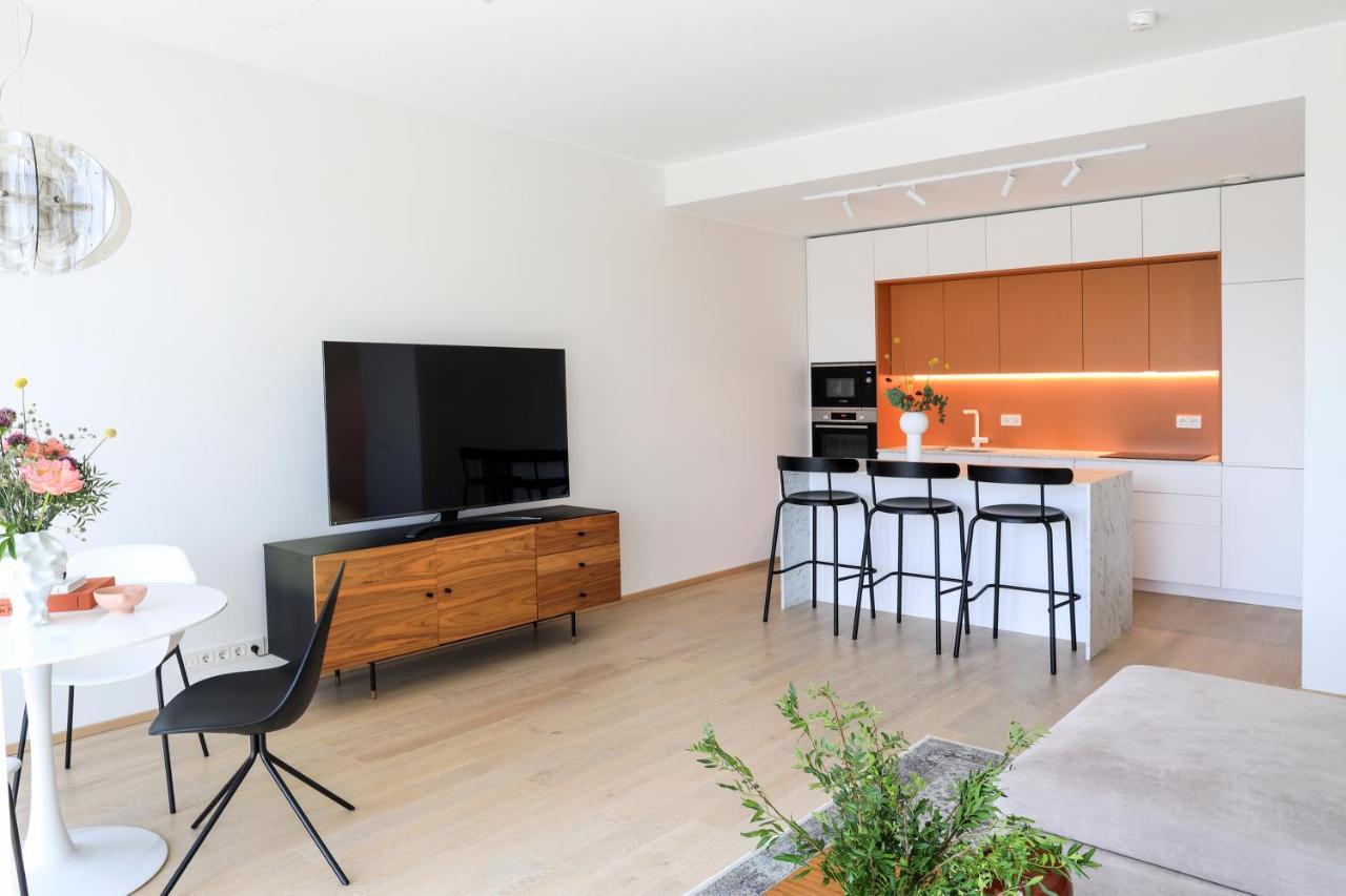 Kadriorg Plaza 2 Bedroom Free Parking Талин Екстериор снимка